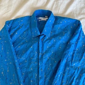 Giant men’s dress shirt